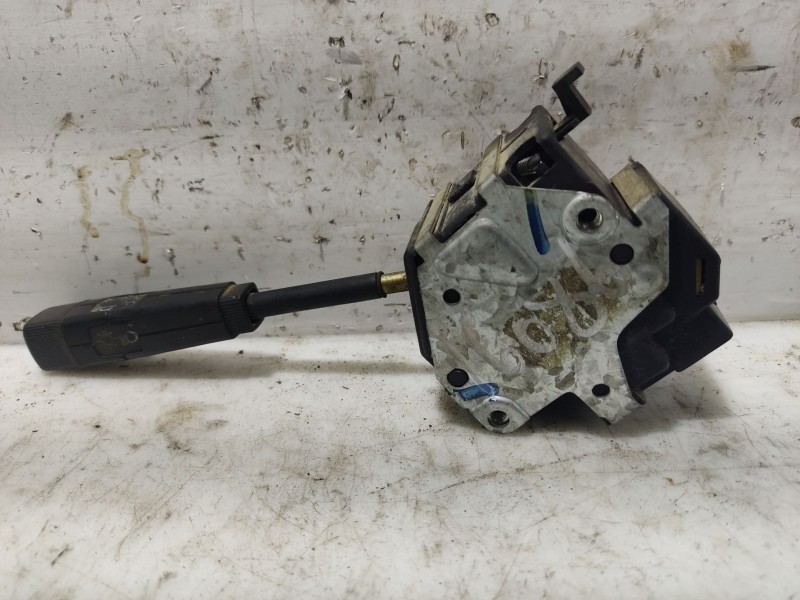 Recambio de mando intermitentes para renault express furgoneta/monovolumen (f40_, g40_) 1.4 (f402) referencia OEM IAM   