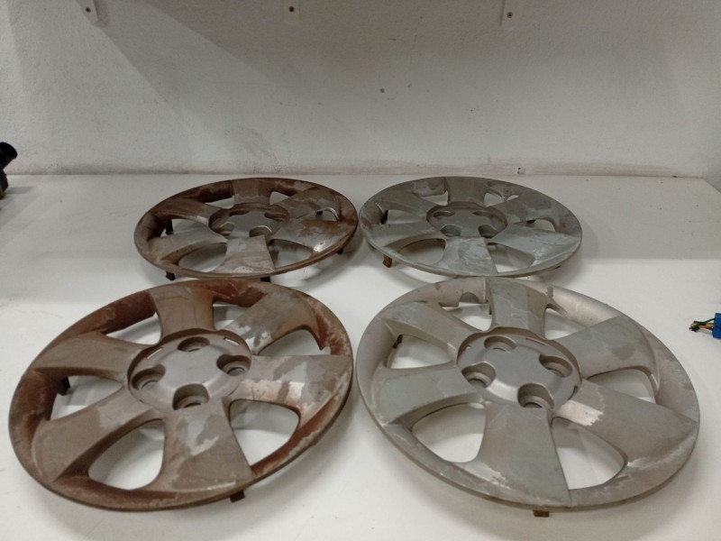 Recambio de tapacubos para hyundai accent ii (lc) 1.5 crdi referencia OEM IAM   