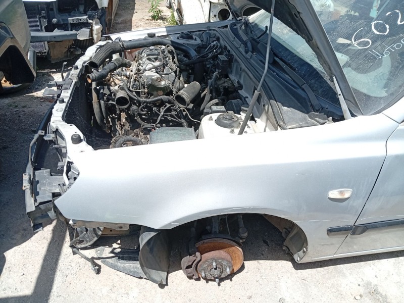 Recambio de aleta delantera izquierda para hyundai accent ii (lc) 1.5 crdi referencia OEM IAM 6631125670  