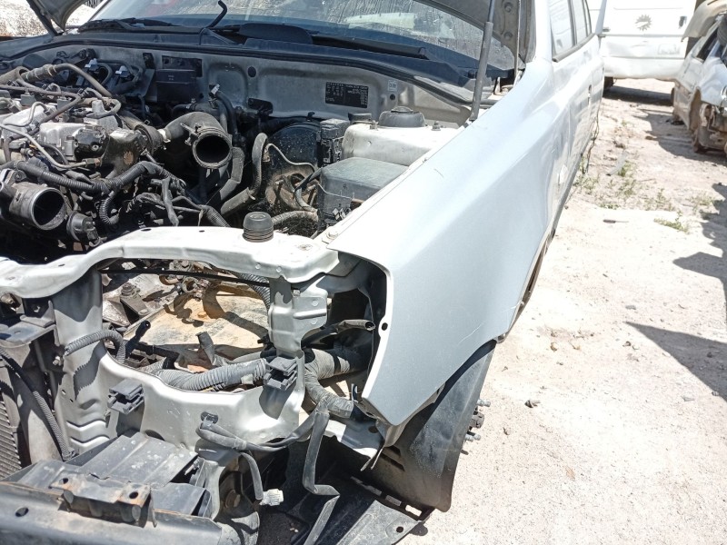 Recambio de aleta delantera izquierda para hyundai accent ii (lc) 1.5 crdi referencia OEM IAM 6631125670  