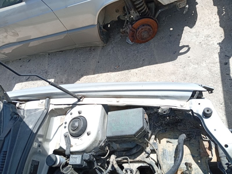 Recambio de aleta delantera izquierda para hyundai accent ii (lc) 1.5 crdi referencia OEM IAM 6631125670  