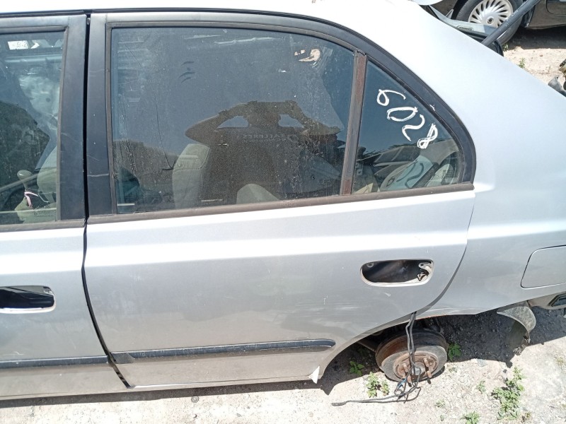 Recambio de puerta trasera izquierda para hyundai accent ii (lc) 1.5 crdi referencia OEM IAM 7700325030  