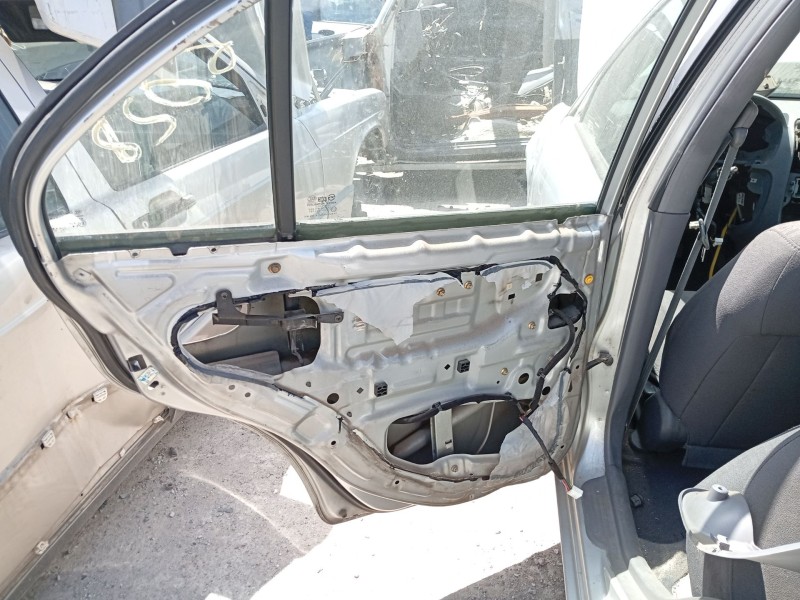 Recambio de puerta trasera izquierda para hyundai accent ii (lc) 1.5 crdi referencia OEM IAM 7700325030  