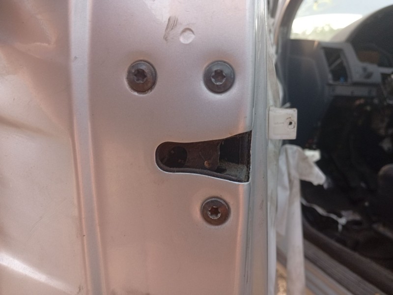 Recambio de cerradura puerta delantera izquierda para hyundai getz (tb) 1.1 referencia OEM IAM 813101C011  