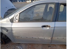 Recambio de puerta delantera izquierda para hyundai getz (tb) 1.1 referencia OEM IAM 760031C020  
