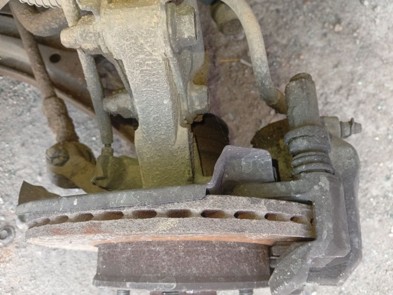 Recambio de mangueta delantera derecha para hyundai getz (tb) 1.1 referencia OEM IAM 517161C110  