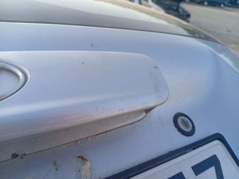 Recambio de moldura para hyundai getz (tb) 1.1 referencia OEM IAM 873111C500  