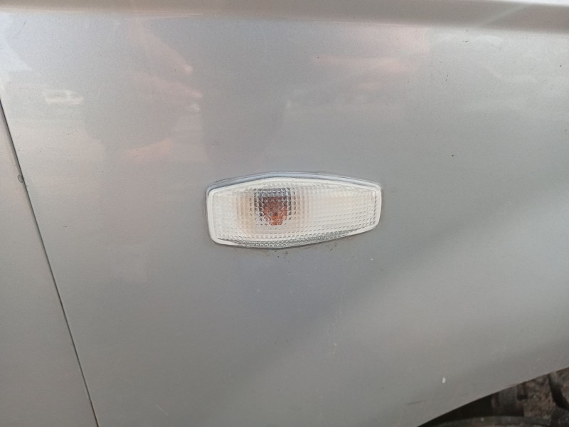 Recambio de piloto lateral derecho para hyundai getz (tb) 1.1 referencia OEM IAM 9230325500  
