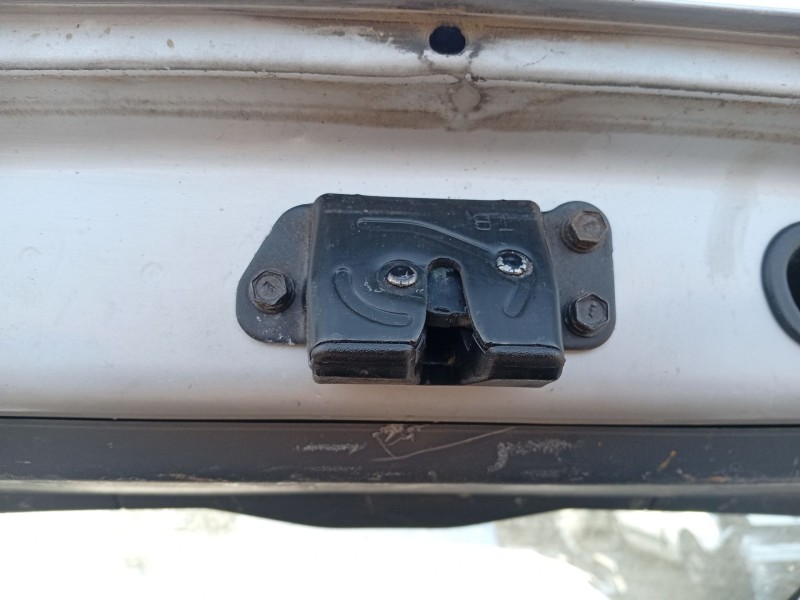 Recambio de cerradura maletero / porton para hyundai getz (tb) 1.1 referencia OEM IAM 812301C031  