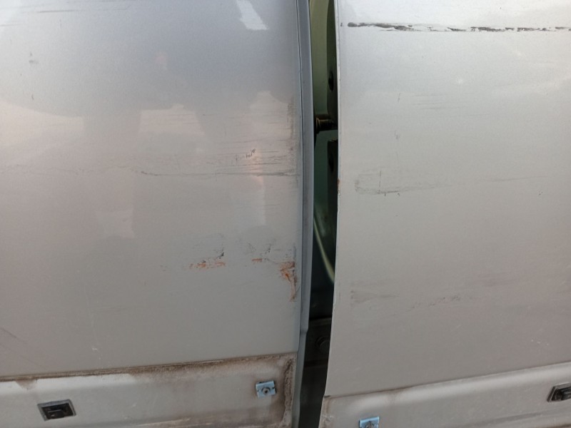 Recambio de puerta trasera derecha para hyundai getz (tb) 1.1 referencia OEM IAM 770041C020  