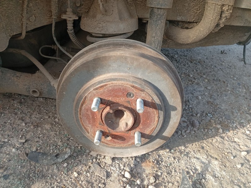 Recambio de tambor freno trasero izquierdo para hyundai getz (tb) 1.1 referencia OEM IAM 584111C300  