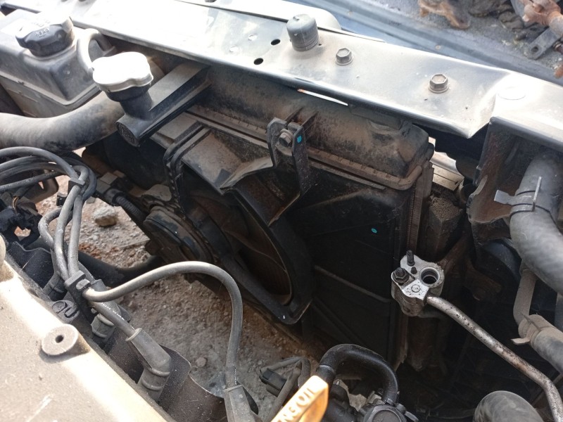 Recambio de radiador agua para hyundai getz (tb) 1.1 referencia OEM IAM 253101C100  