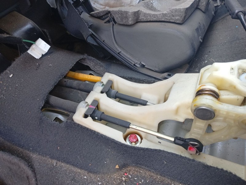 Recambio de varillaje cambio para hyundai getz (tb) 1.1 referencia OEM IAM 437941C200  