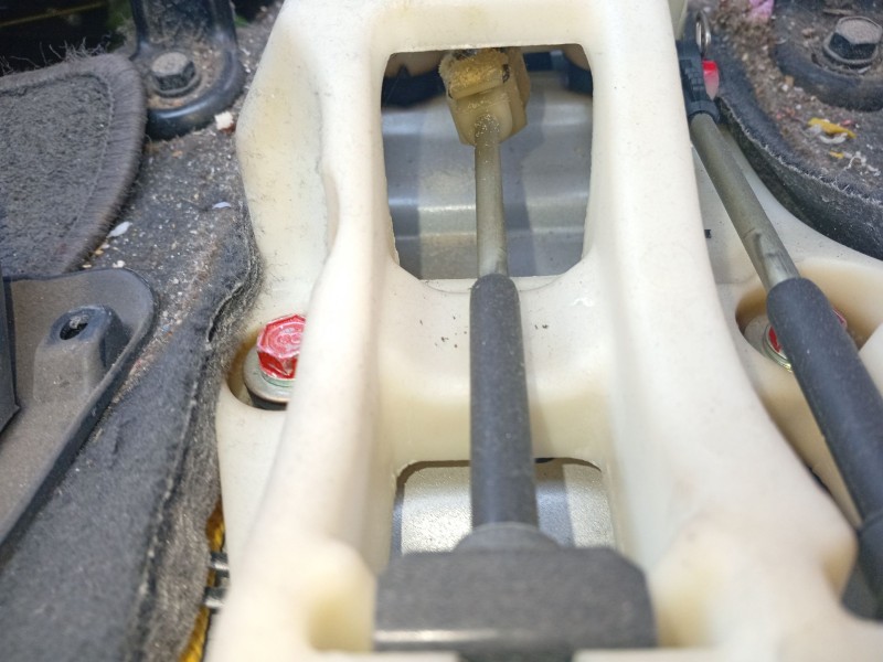 Recambio de varillaje cambio para hyundai getz (tb) 1.1 referencia OEM IAM 437941C200  