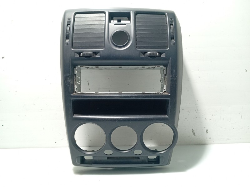 Recambio de moldura para hyundai getz (tb) 1.1 referencia OEM IAM 847421C050  