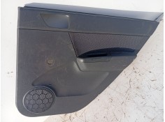 Recambio de guarnecido puerta trasera derecha para hyundai getz (tb) 1.1 referencia OEM IAM 833041C0305S  