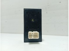 Recambio de mando elevalunas delantero izquierdo para hyundai getz (tb) 1.1 referencia OEM IAM 935701C010   2