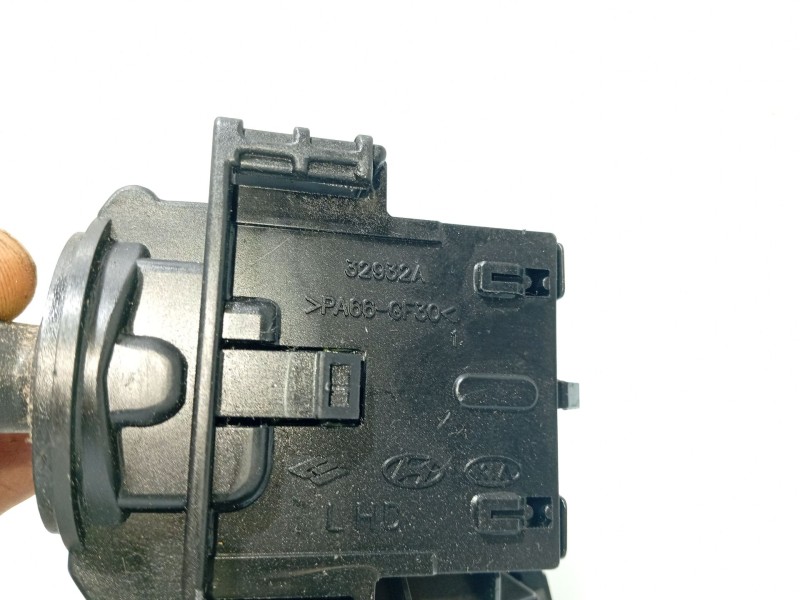 Recambio de mando intermitentes para hyundai getz (tb) 1.1 referencia OEM IAM 934101C000 32932A 