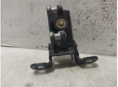 Recambio de soporte / guia puerta corredera para ford transit mod. 2000 combi 2.0 tde cat referencia OEM IAM YC15V268B4CAK  
