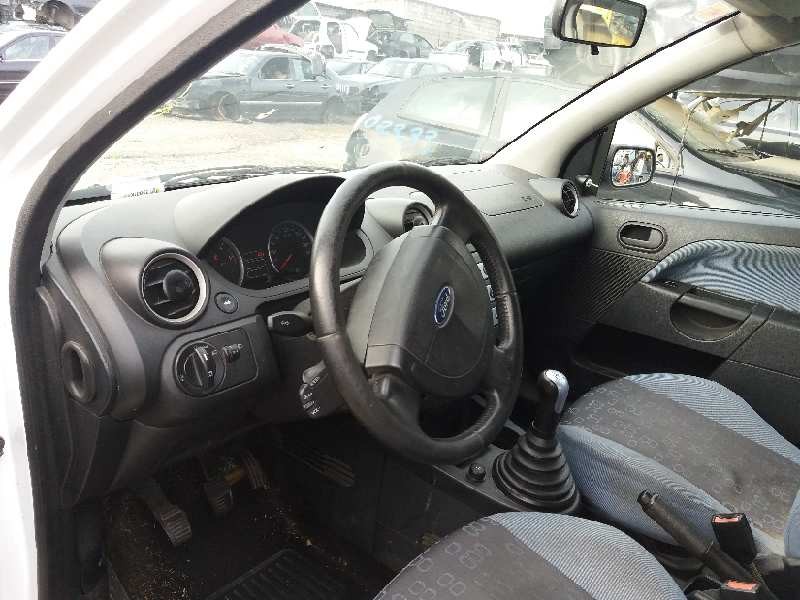 ford fiesta (cbk) 1.4 tdci cat   |   0.01 - ... | 2001 | 68 cv / 50 kw del año 2001