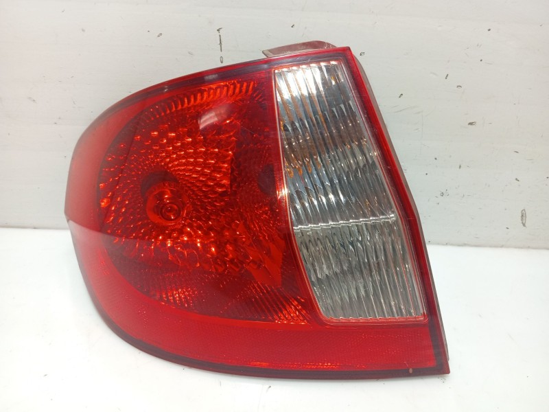 Recambio de piloto trasero izquierdo para hyundai getz (tb) 1.1 referencia OEM IAM 924011C510  