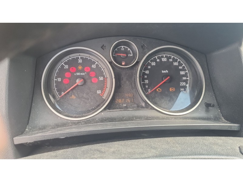 opel zafira / zafira family b (a05) del año 2011