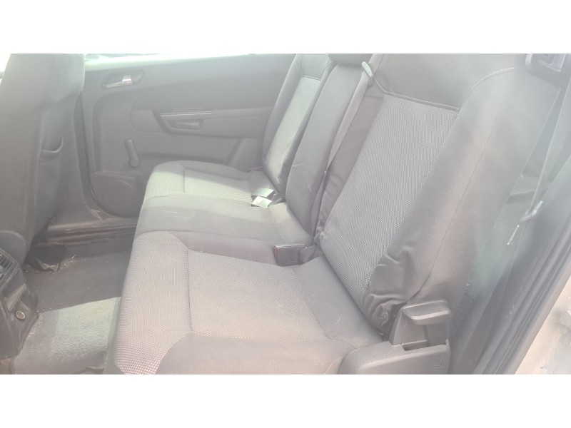 opel zafira / zafira family b (a05) del año 2011