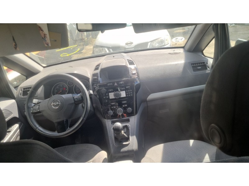 opel zafira / zafira family b (a05) del año 2011