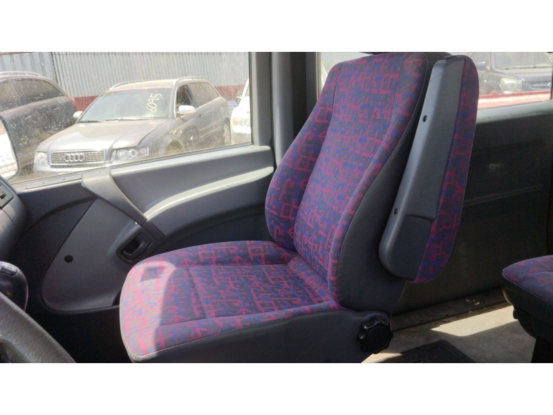 mercedes-benz vito autobús (w638) del año 1998