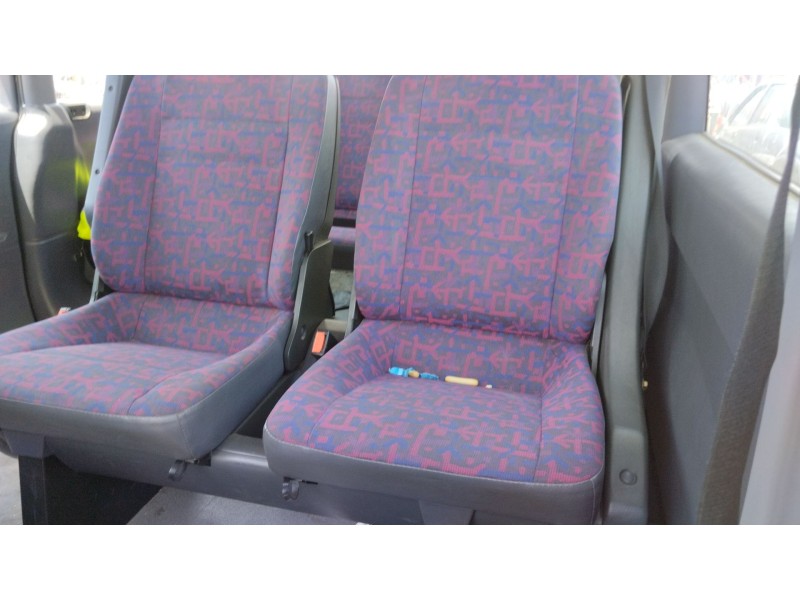 mercedes-benz vito autobús (w638) del año 1998