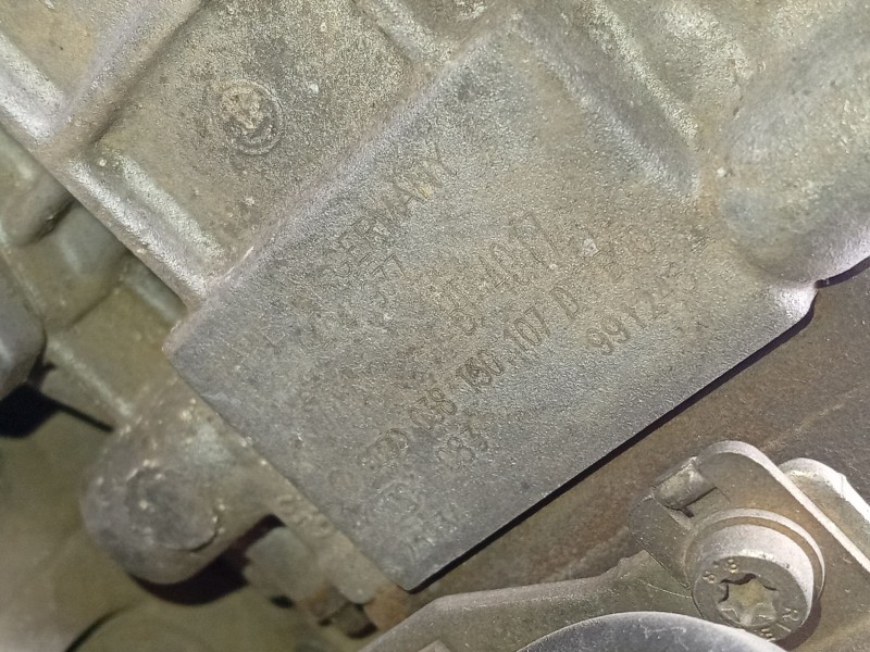 Recambio de bomba inyeccion para volkswagen golf iv (1j1) 1.9 tdi 4motion referencia OEM IAM 038130107D  