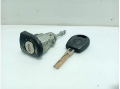 Recambio de bombin puerta delantera izquierda para volkswagen golf iv (1j1) 1.9 tdi 4motion referencia OEM IAM 1U0837167A 3B0837
