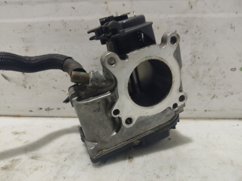 Recambio de caja mariposa para volkswagen polo iii (6n1) 60 1.4 referencia OEM IAM 408237130002  