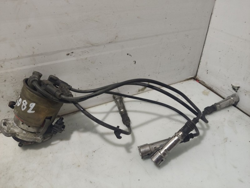 Recambio de delco para volkswagen polo iii (6n1) 60 1.4 referencia OEM IAM 0237521061  