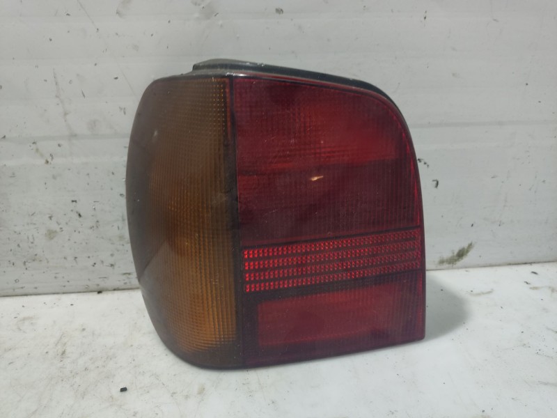 Recambio de piloto trasero izquierdo para volkswagen polo iii (6n1) 60 1.4 referencia OEM IAM 6N0945257  