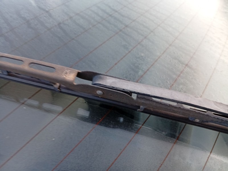 Recambio de brazo limpia trasero para hyundai accent ii (lc) 1.5 crdi referencia OEM IAM 9881025050  