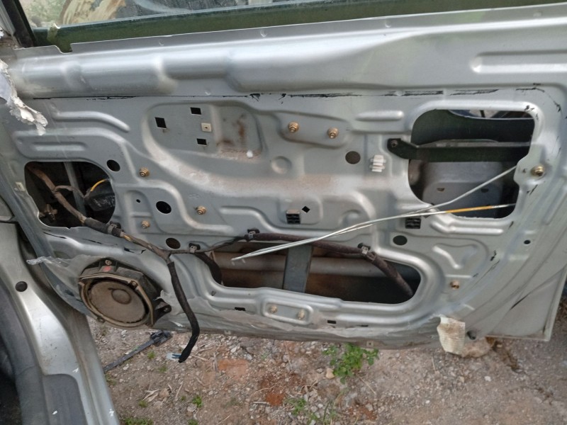 Recambio de elevalunas delantero derecho para hyundai accent ii (lc) 1.5 crdi referencia OEM IAM 9882025100  