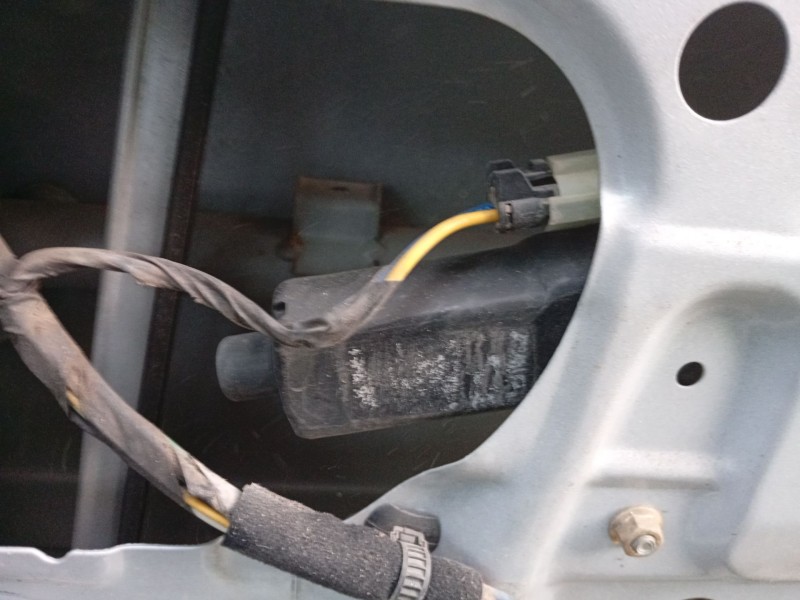 Recambio de elevalunas delantero derecho para hyundai accent ii (lc) 1.5 crdi referencia OEM IAM 9882025100  