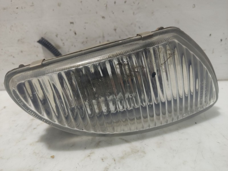 Recambio de faro antiniebla derecho para chevrolet tacuma monospace (u100) 1.6 referencia OEM IAM 96260531  
