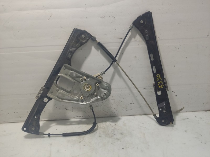 Recambio de elevalunas delantero derecho para mercedes-benz clase c (w203) berlina referencia OEM IAM A2037201646 A2118202942 