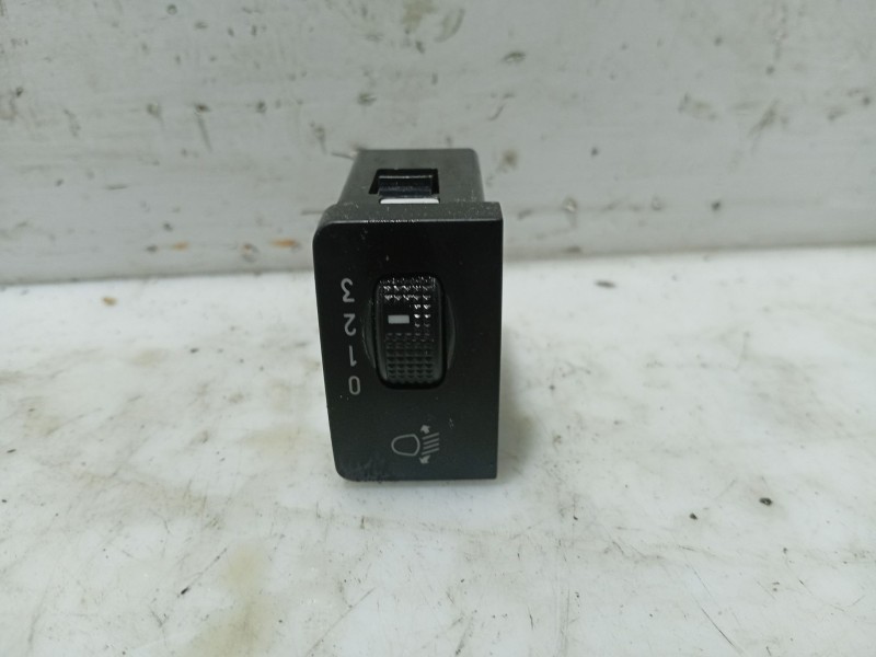 Recambio de interruptor para chevrolet tacuma monospace (u100) 1.6 referencia OEM IAM 7A15  