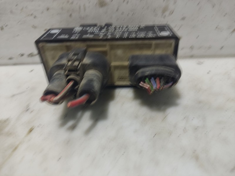 Recambio de caja precalentamiento para volkswagen polo berlina (6n2) trendline referencia OEM IAM   