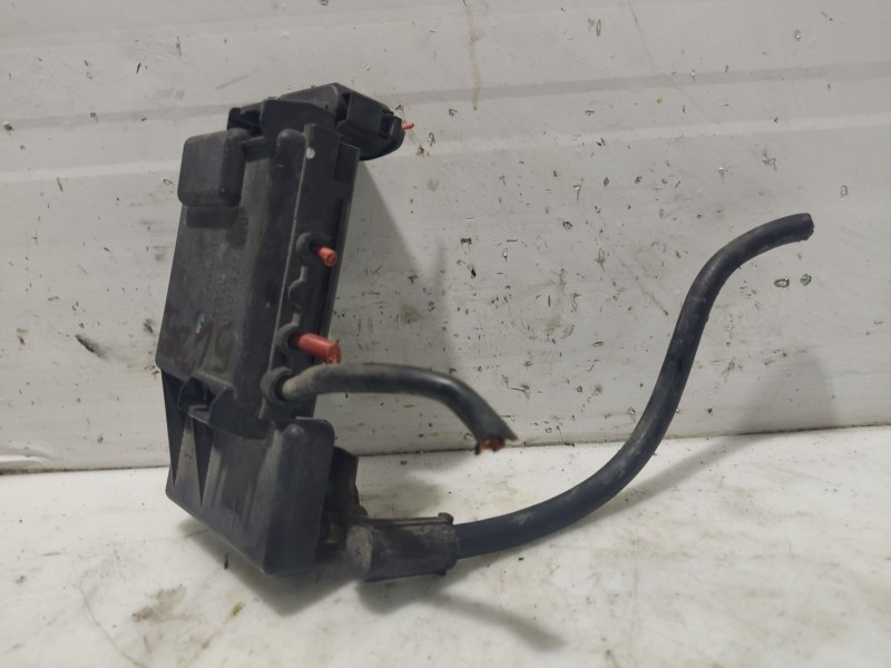 Recambio de caja reles / fusibles para volkswagen polo berlina (6n2) trendline referencia OEM IAM 6X0937550  