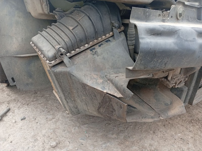 Recambio de moldura para volkswagen golf iv (1j1) 1.9 tdi 4motion referencia OEM IAM 1J0121467A  