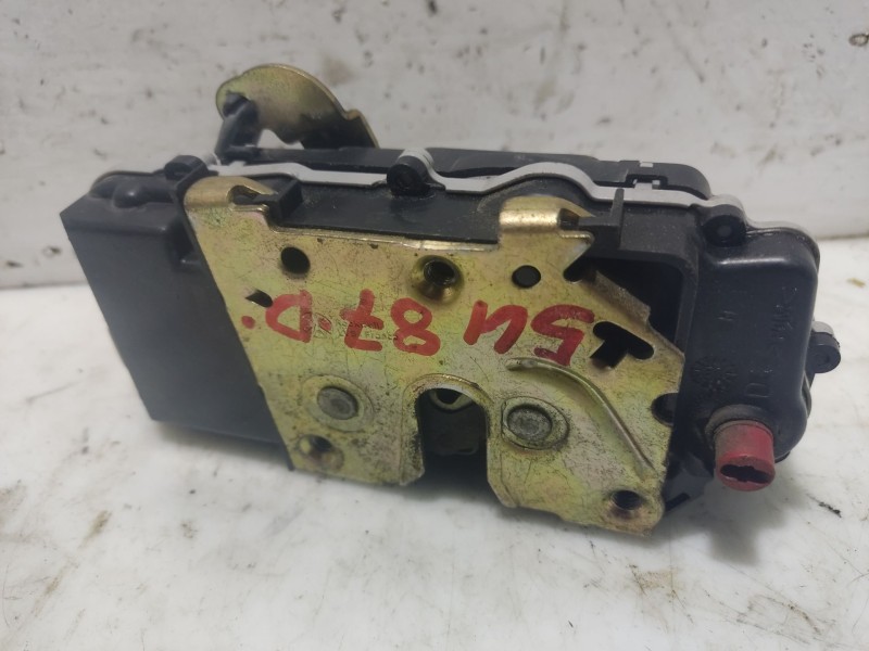 Recambio de cerradura puerta delantera derecha para citroën xsara picasso referencia OEM IAM 9136J3  