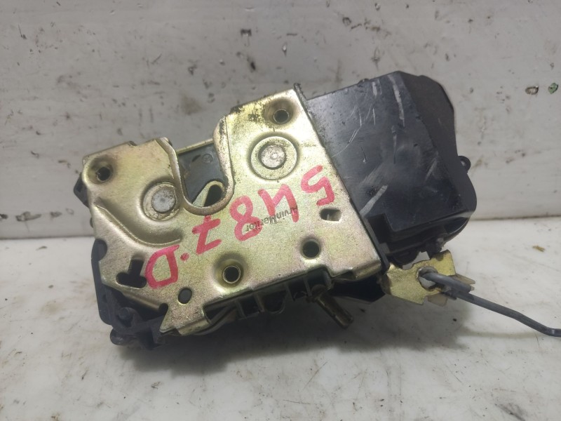 Recambio de cerradura puerta trasera derecha para citroën xsara picasso referencia OEM IAM 913894  