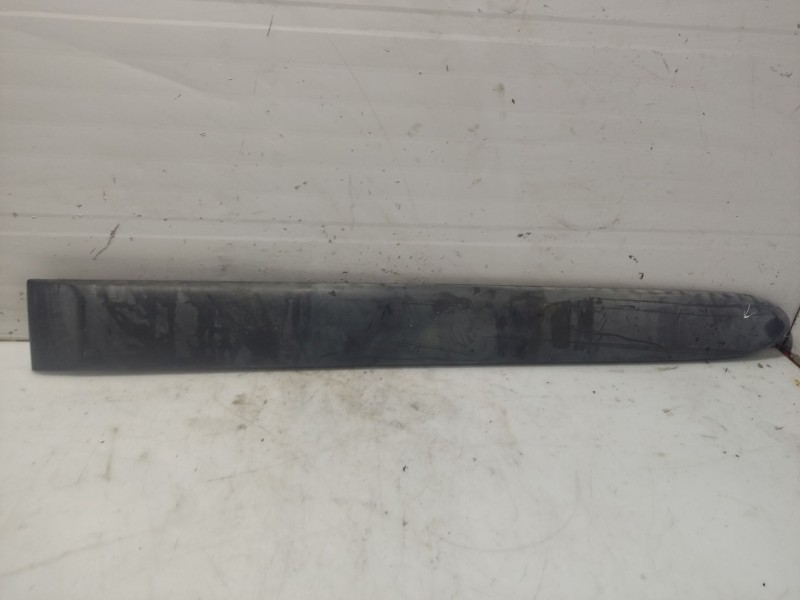 Recambio de moldura para citroën xsara picasso referencia OEM IAM 9642590077  