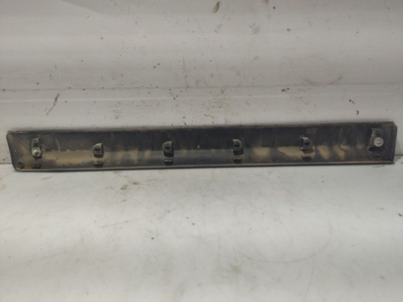 Recambio de moldura para citroën c4 i sedán 1.6 hdi referencia OEM IAM 9653932677  