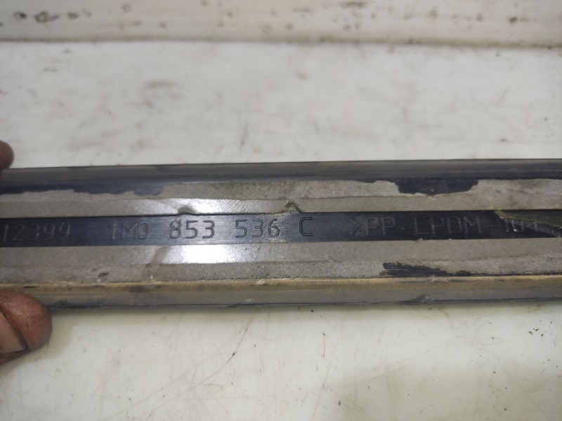 Recambio de moldura para seat leon (1m1) 1.9 tdi referencia OEM IAM 1M0853536  