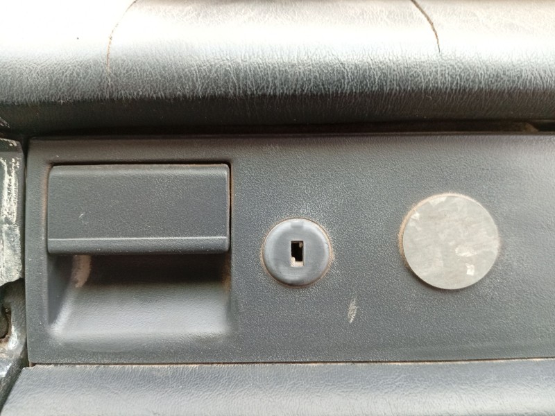 Recambio de guantera para mercedes-benz 190 (w201) d 2.5 (201.126) referencia OEM IAM A2016800291  